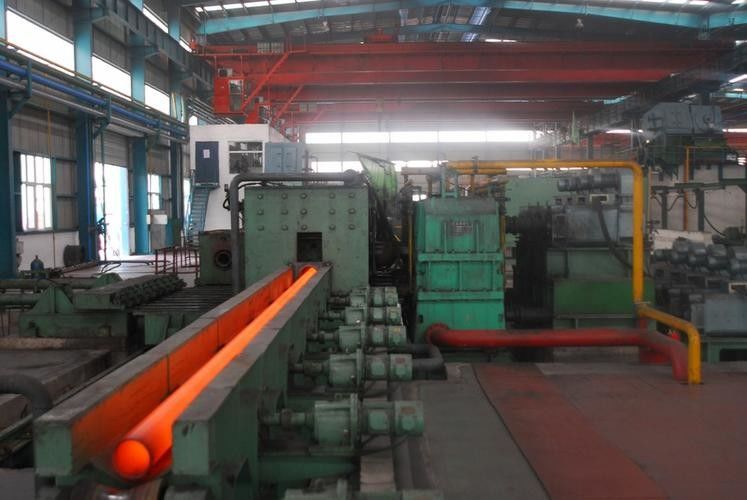 Cangzhou Baoyang Pipeline Equipment Co., Ltd. निर्माता उत्पादन लाइन